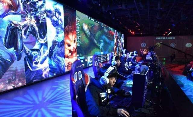 原本计划由 原本计划由